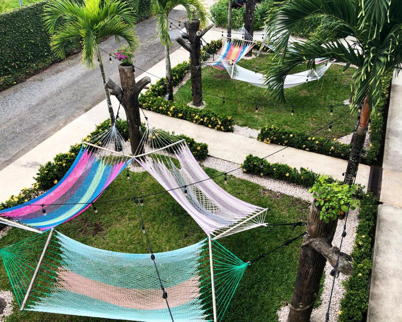 La Fortuna Backpackers Resort Экстерьер фото